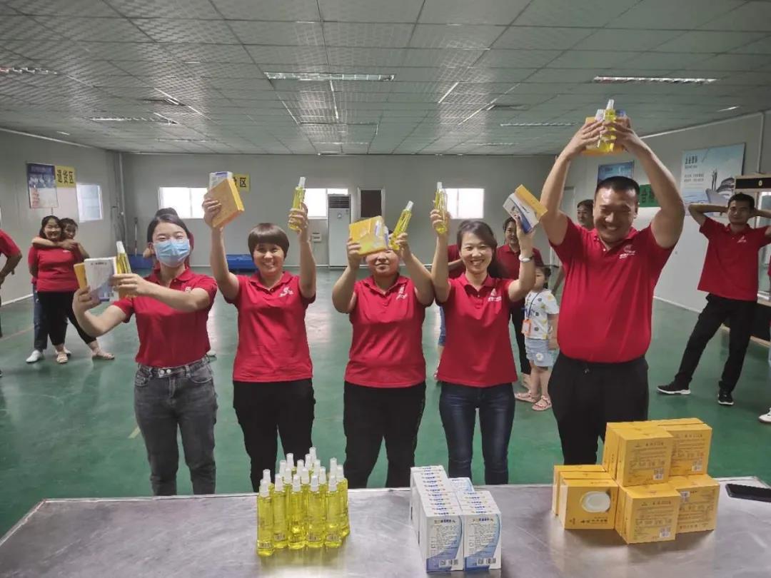 百消丹華南藥業(yè)開(kāi)展健身氣功“八段錦”比賽活動(dòng)